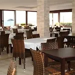 Hotel & La Baia 3*