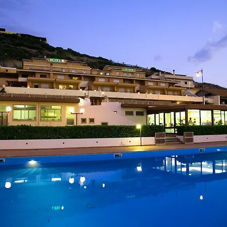 Hotel & La Baia
