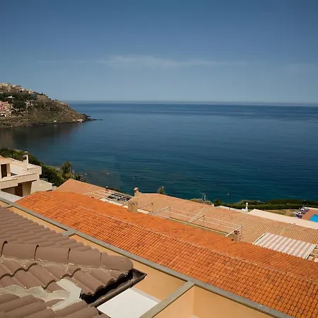Hotell & La Baia 3*