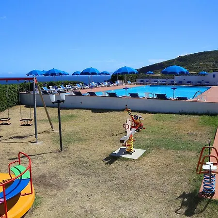 Hotel & La Baia 3*