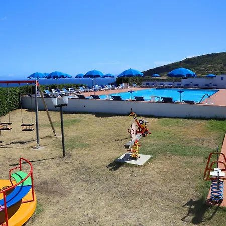 & La Baia Castelsardo