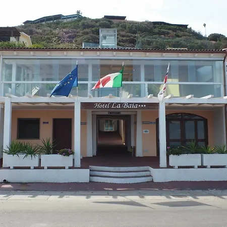 Hotel & La Baia